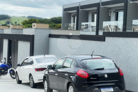 Casa à venda com 2 suítes no condomínio Villaggio Residenziale Di Lucas, Rio de Janeiro - RJ