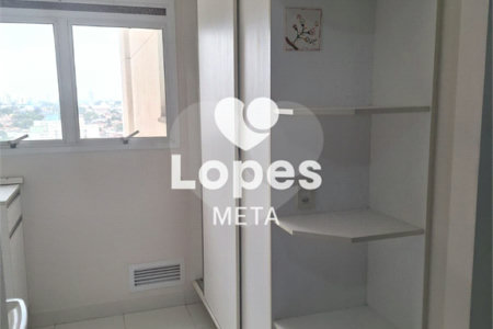 Apartamento à venda com 3 quartos, sendo 1 suíte, em Vila Industrial, São José dos Campos, SP