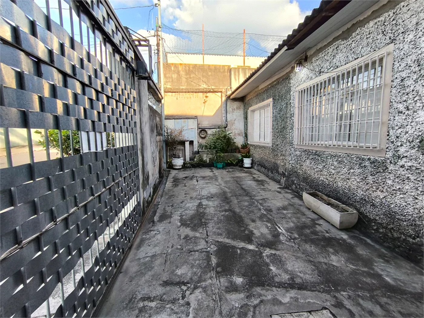 Casa à venda com 3 quartos, sendo 1 suíte, em Umarizal, São Paulo, SP