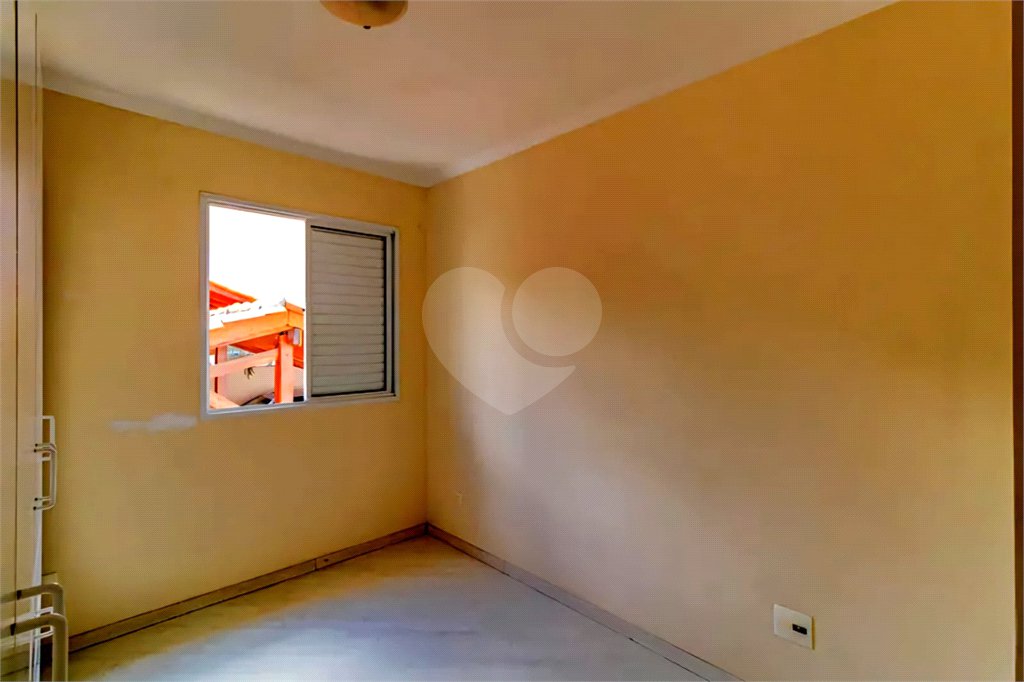 Casa à venda com 3 quartos, sendo 1 suíte,  no condomínio Villa Bella, São Paulo - SP