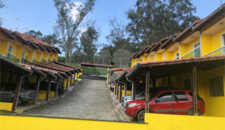 Casa à venda com 2 quartos no condomínio Residencial Armênia, Ferraz de Vasconcelos - SP