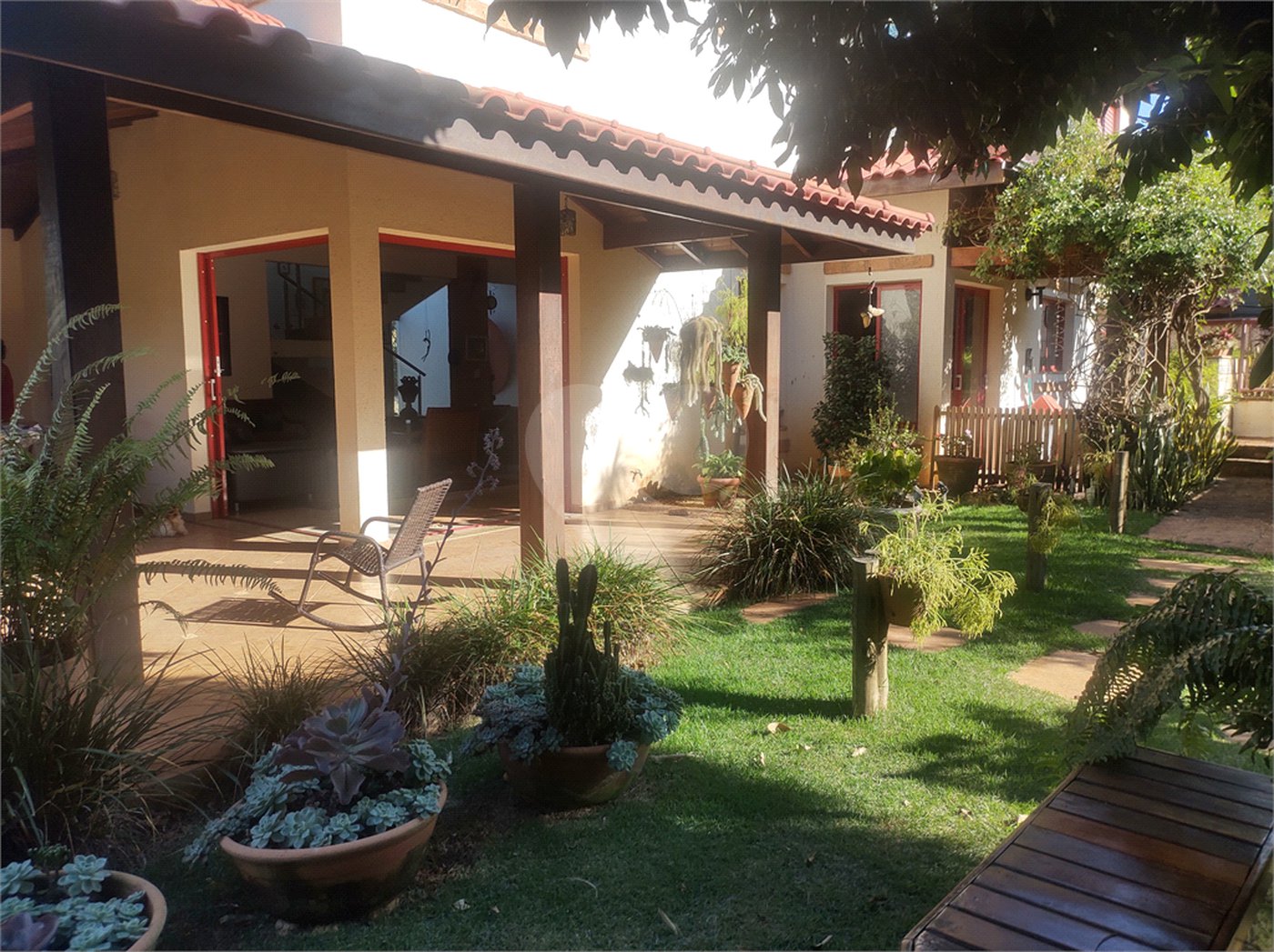 Casa à venda com 5 suítes no condomínio Residencial Terras de Vinhedo, Vinhedo - SP