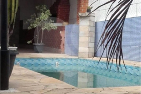 Sobrado à venda com 3 quartos, sendo 1 suíte,  em Parque Morumbi, Mogi das Cruzes, SP