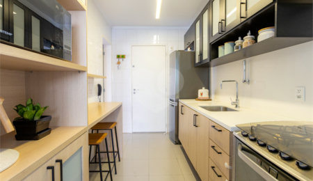 Apartamento à venda com 3 quartos, sendo 1 suíte, em Brooklin Paulista, São Paulo, SP