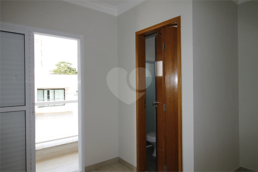 Sobrado à venda com 4 quartos, sendo 2 suítes, em Vila Pereira Barreto, São Paulo, SP
