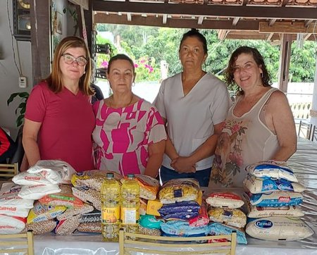 Evento imobiliário arrecada 50 kg de alimentos para casa de repouso em Atibaia