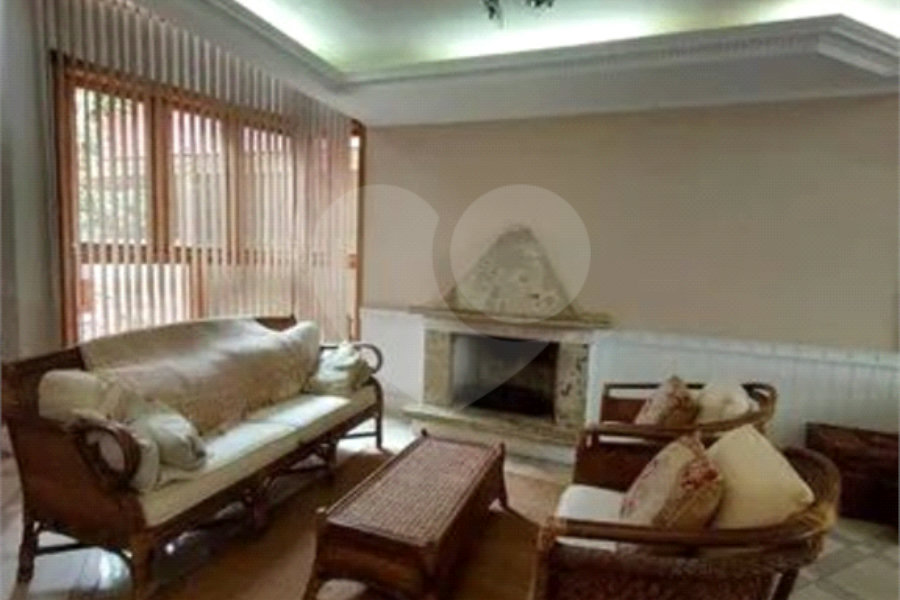 Casa à venda com 3 suítes em Mandaqui, São Paulo, SP