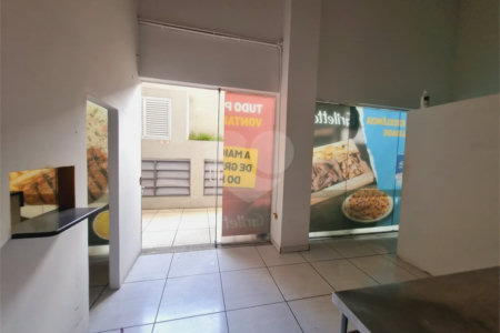 Imóvel térreo com mezanino pronto para lanchonete, venda ou locação, na Barra Funda