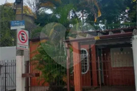 CASA A VENDA COM 125M², 2 DORMITÓRIOS, 1 BANHEIRO, 1 VAGA, TAUBATÉ/SP.