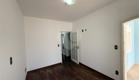 Casa à venda com 2 quartos em Jardim Itália, Itapetininga, SP