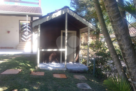 Chácara à venda com 4 quartos, sendo 2 suítes, em Loteamento Village de Atibaia, Atibaia, SP