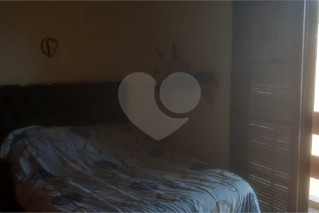 Casa à venda com 3 quartos, sendo 1 suíte,  em Vila Augusta, Guarulhos, SP
