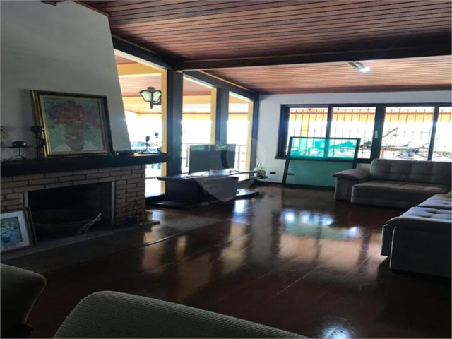Casa Térrea à venda com 3 quartos, sendo 1 suíte,  em Serra da Cantareira, Mairiporã, SP