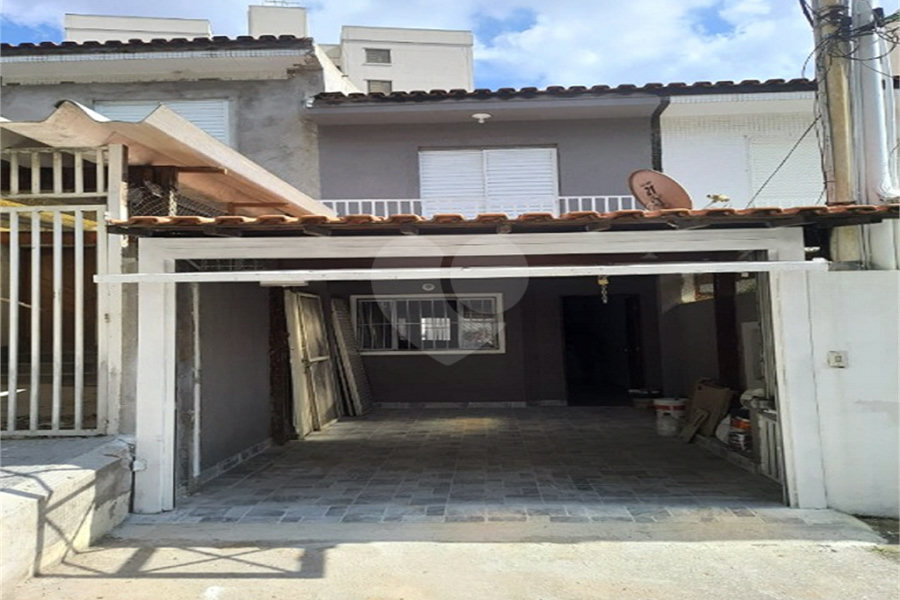 Sobrado à venda com 2 quartos em Vila Romero, São Paulo, SP