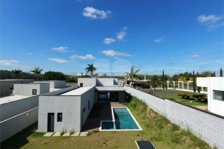 Casa à venda com 4 suítes no condomínio Saint Patrick, Sorocaba - SP