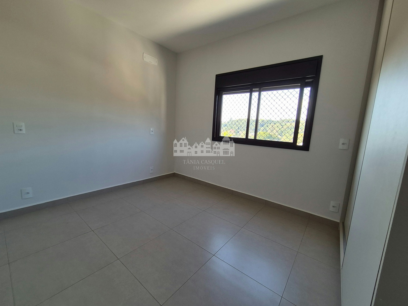 Apartamento para locação no Residencial Vila Helena, em Atibaia, ideal para quem busca conforto, praticidade e excelente localização.