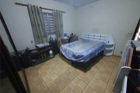 Casa Térrea à venda com 3 quartos, sendo 1 suíte, no Centro, Poá, SP