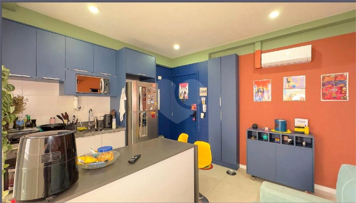 Apartamento à venda com 2 quartos, sendo 1 suíte, em Vila Mariana, São Paulo, SP
