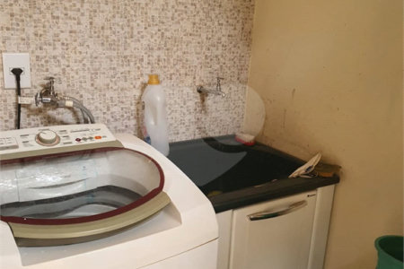 Casa à venda com 3 quartos, sendo 1 suíte, no Centro, Araraquara, SP