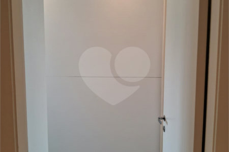 Apartamento à venda com 3 suítes em Paraíso do Morumbi, São Paulo, SP