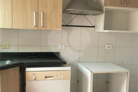 Casa à venda com 3 quartos, sendo 1 suíte,  no condomínio Palm Residence, Santo André - SP