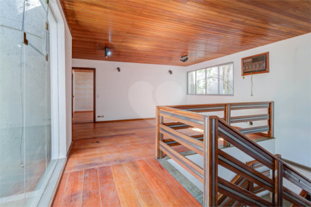 Casa à venda com 5 quartos, sendo 3 suítes, em Alto da Boa Vista, São Paulo, SP