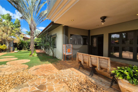 Casa à venda com 4 suítes no condomínio Vivenda do Lago, Sorocaba - SP