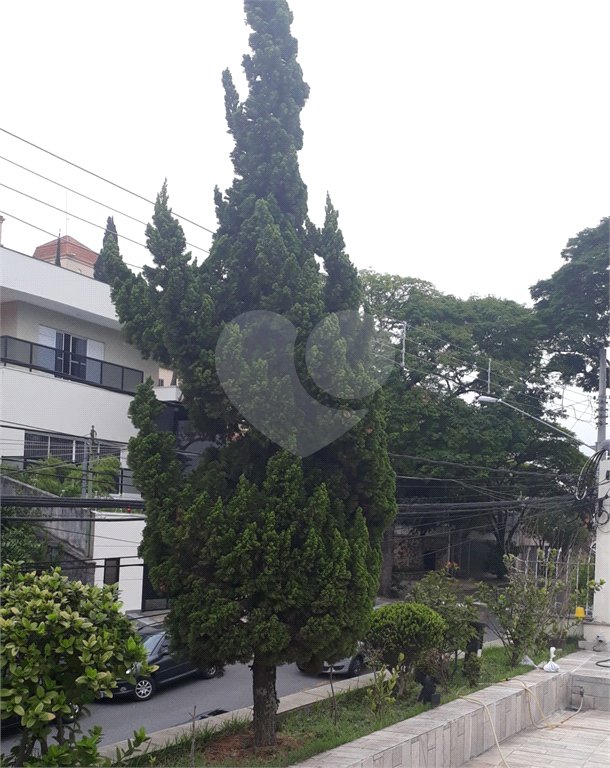 Sobrado à venda com 4 quartos, sendo 3 suítes, em Jardim São Bento, São Paulo, SP