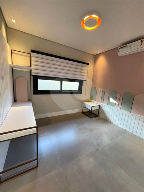 Casa à venda com 3 suítes no condomínio Residencial Granville, Atibaia - SP