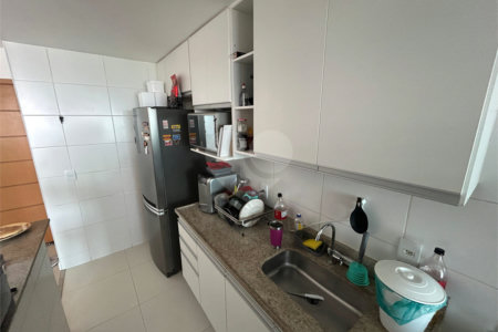 Apartamento à venda com 2 quartos, sendo 1 suíte, em Rio Comprido, Rio de Janeiro, RJ