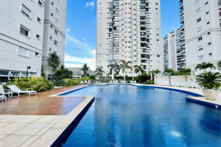 Apartamento à venda com 3 suítes em Vila Gilda, Santo André, SP