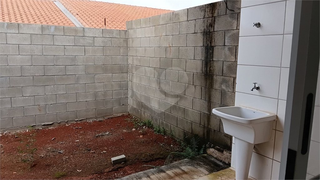 Casa à venda com 2 quartos em Vila Popular, Itapetininga, SP
