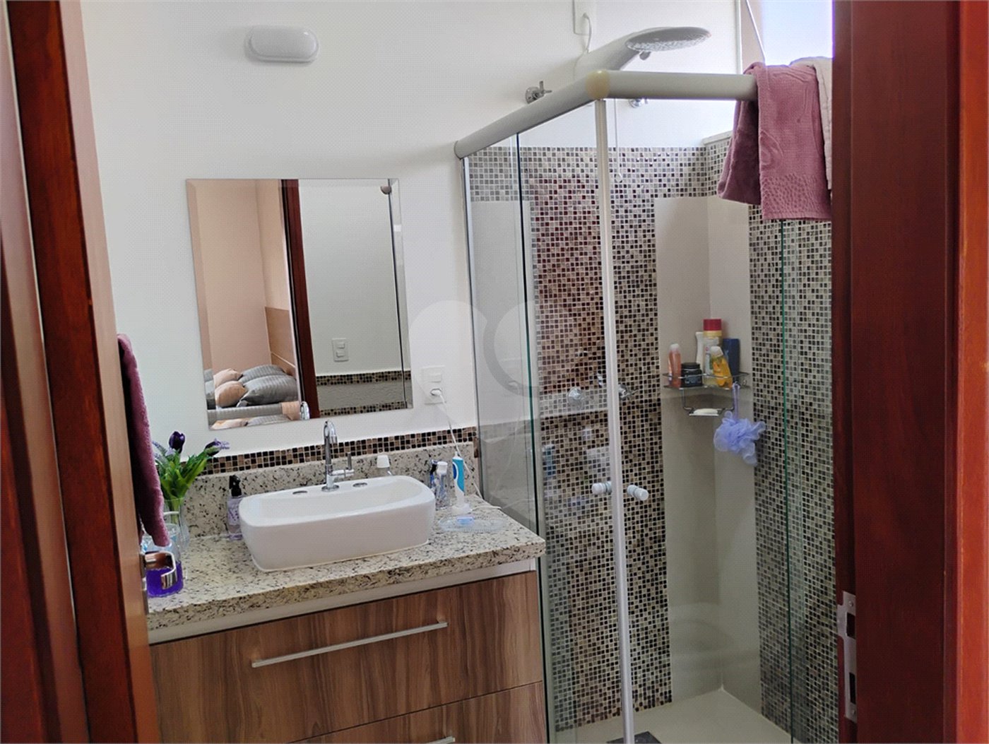 Sobrado à venda com 4 quartos, sendo 3 suítes,  em Jardim Marabá, Itapetininga, SP