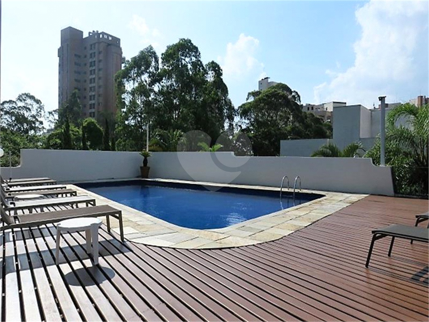 Apartamento à venda ou para alugar com 3 suítes em Morumbi, São Paulo, SP