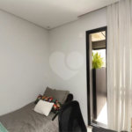 Apartamento à venda com 3 quartos, sendo 1 suíte,  em Vila Olímpia, São Paulo, SP