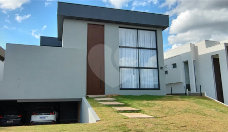 Casa à venda com 4 suítes no condomínio Campos de Santo Antonio II, Itu - SP