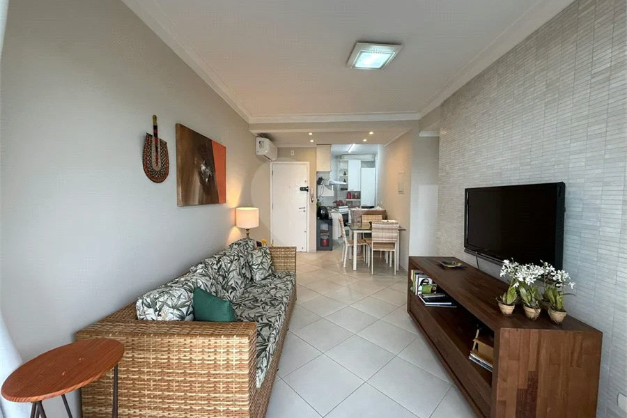Apartamento à venda com 2 suítes em Riviera de São Lourenço, Bertioga, SP