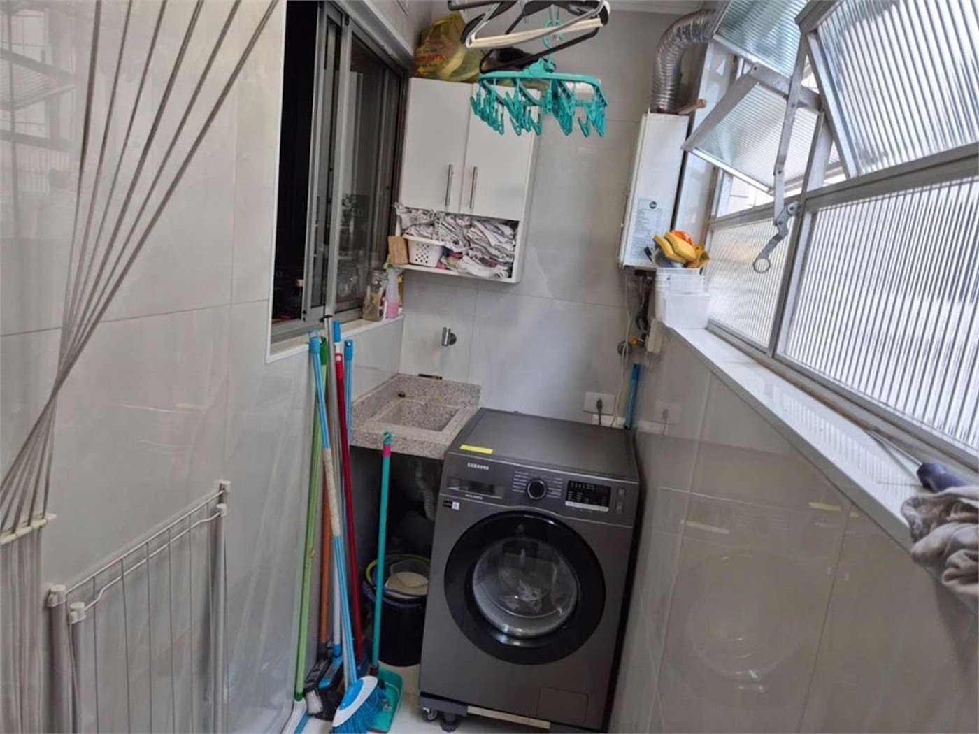 Apartamento com 3 dormitórios à venda, 101 m² por R$ 645.000,00 - Marapé - Santos/SP