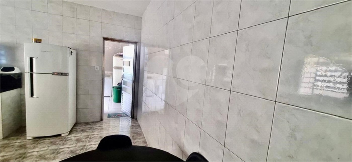 Sobrado à venda com 3 quartos, sendo 1 suíte, em Vila Nova Cachoeirinha, São Paulo, SP