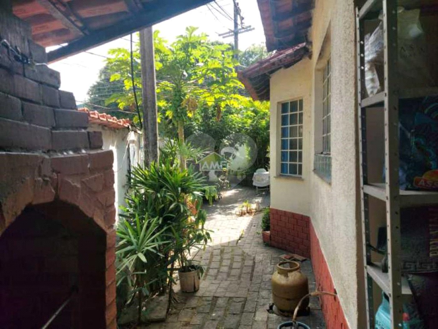 Casa à venda com 2 quartos, sendo 1 suíte, no condomínio River Plate, Rio de Janeiro - RJ
