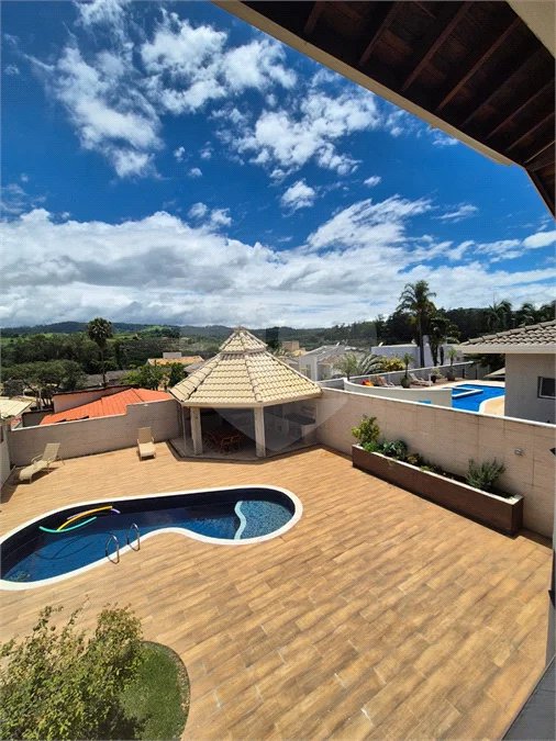 Casa à venda ou para alugar com 3 quartos, sendo 1 suíte, no condomínio Villagio Capriccio, Louveira - SP