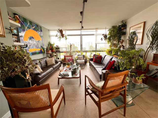 Apartamento à venda com 2 quartos, sendo 1 suíte,  em Paraíso, São Paulo, SP