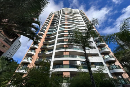 Apartamento à venda com 3 suítes em Vila Suzana, São Paulo, SP