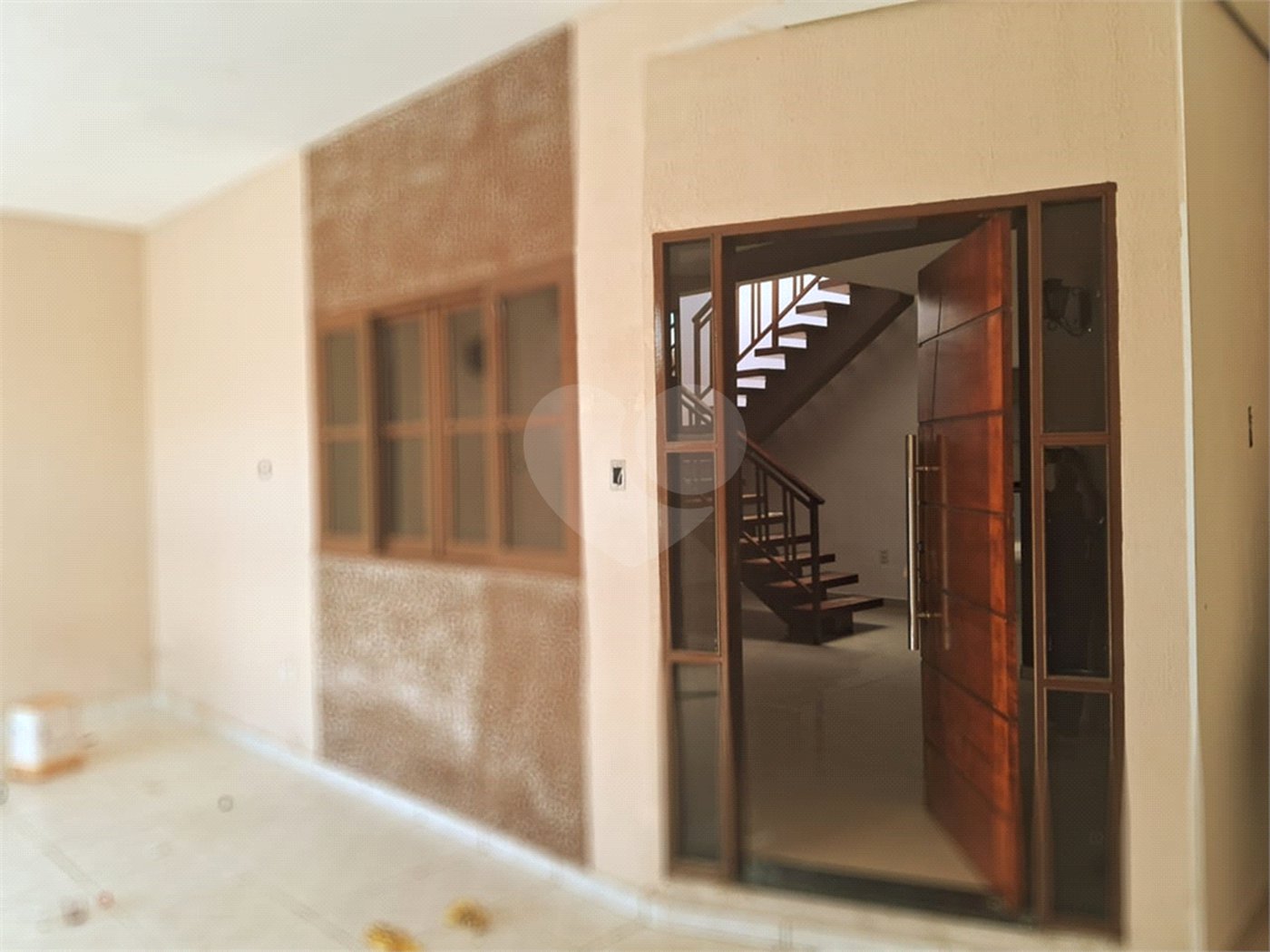 Sobrado à venda com 3 quartos, sendo 1 suíte, em Jardim Colonial, Indaiatuba, SP