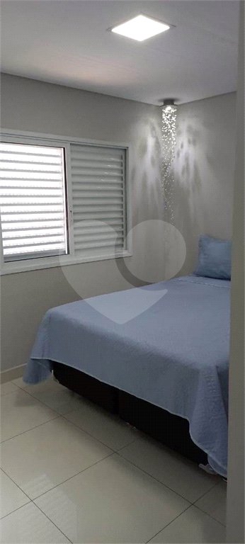 Apartamento à venda com 3 quartos, sendo 1 suíte,  em Parque Santana, Mogi das Cruzes, SP