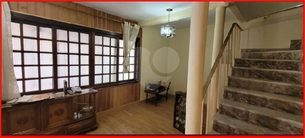 Casa de Vila à venda com 3 quartos em Vila Mariana, São Paulo, SP