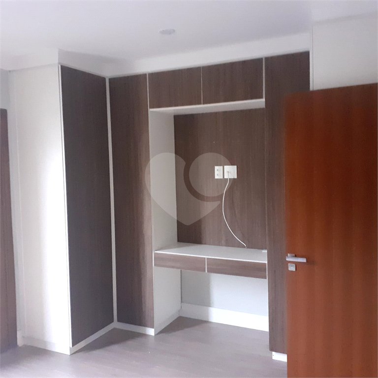 Sobrado à venda com 2 quartos em Santana, São Paulo, SP