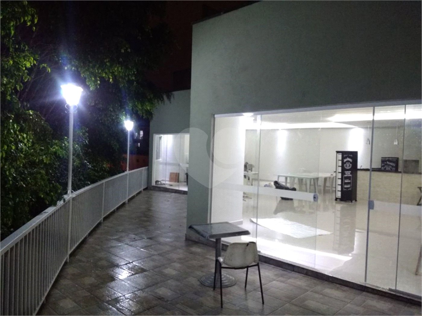 Casa à venda com 3 quartos, sendo 1 suíte,  no condomínio Village St. Louis, São Paulo - SP