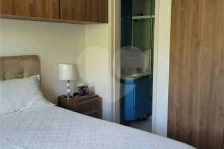 Casa à venda com 3 quartos, sendo 1 suíte, no condomínio Terrara, São Paulo - SP