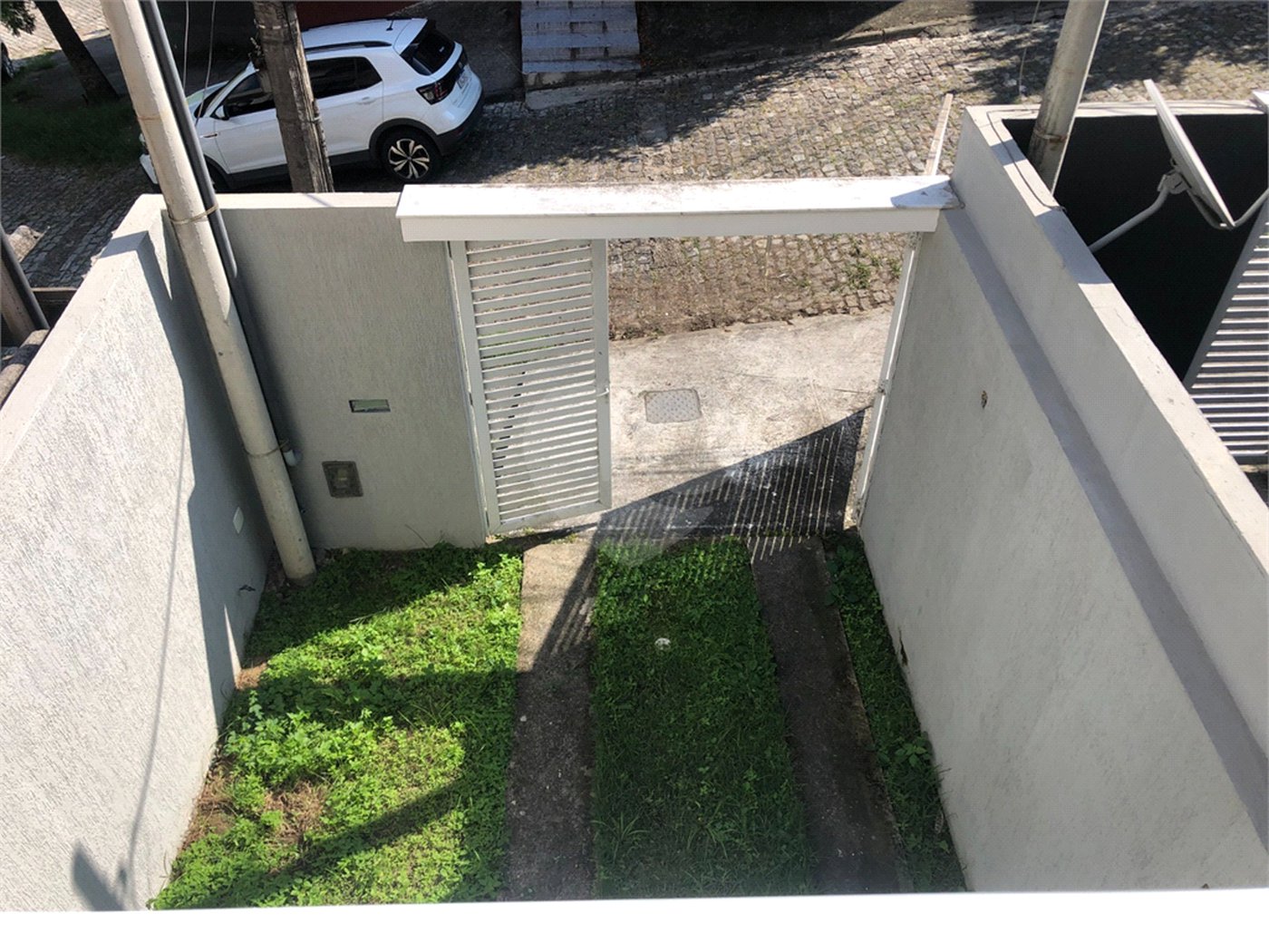 Casa à venda com 2 suítes em Campo Grande, Rio de Janeiro, RJ